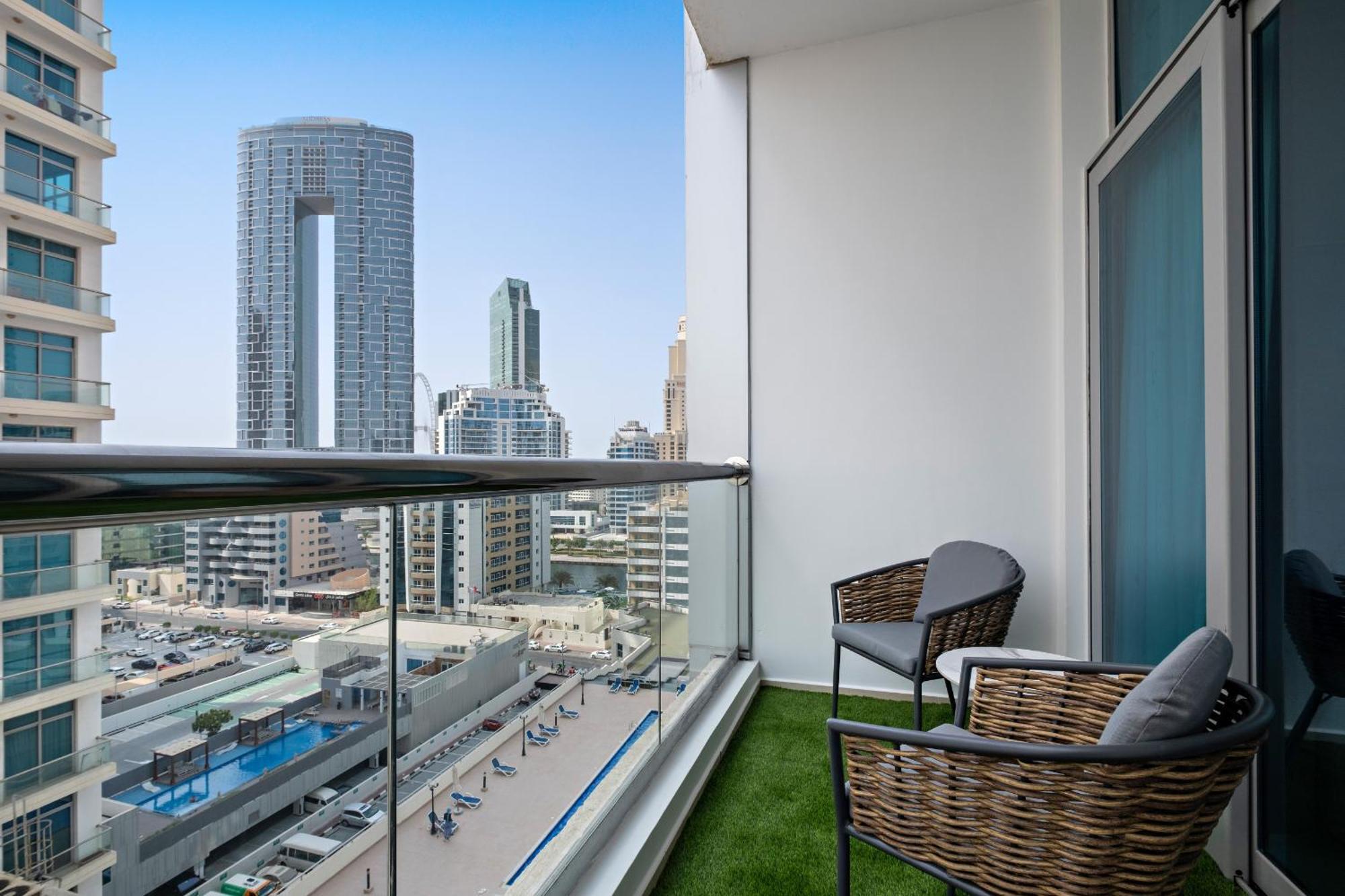 Vayk - Upgraded 1bd In Marina *